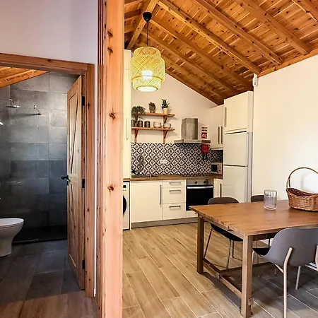 Baia Canas House - Kır Evi